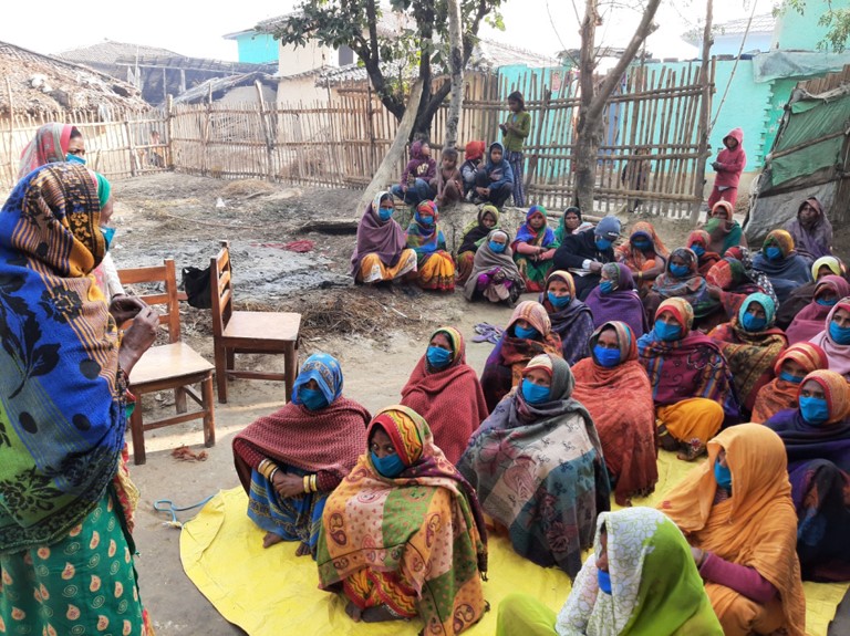 Ein Netzwerk-Treffen zu Frauengesundheit In Chakarghatta/Sarlahi. Foto: Fastenaktion / WRRP