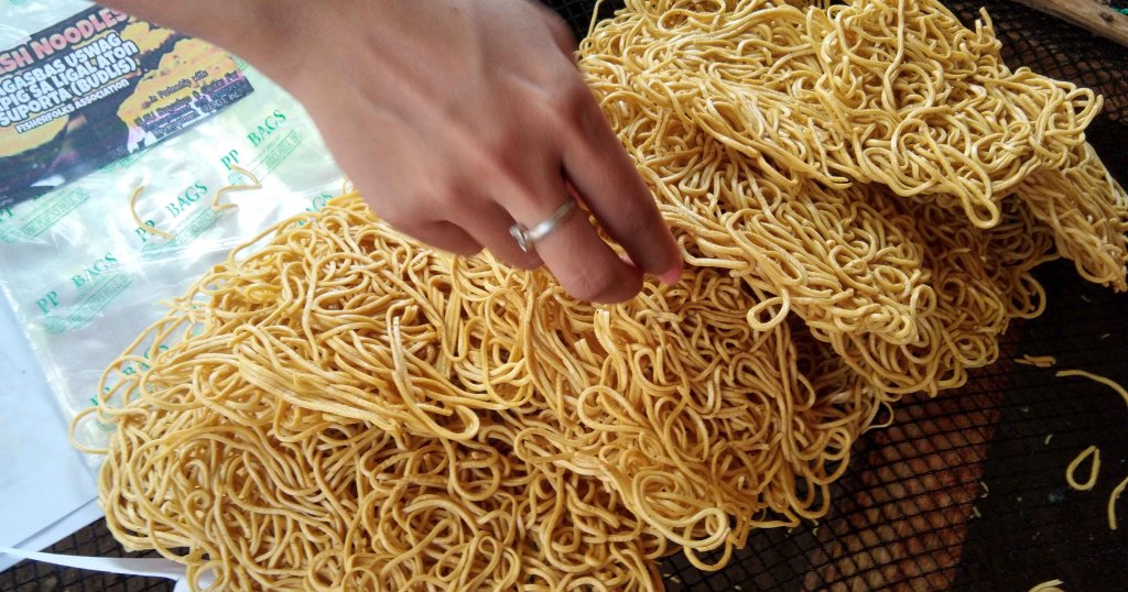Noodles di zucca, un prodotto molto più sano dei preparati istantanei in commercio.